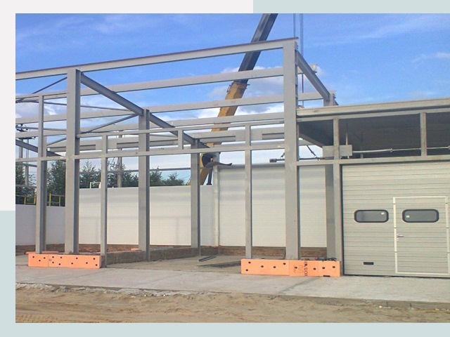 Строительство автосервисов от СтальСтрой-Лбн по цене 620 руб.